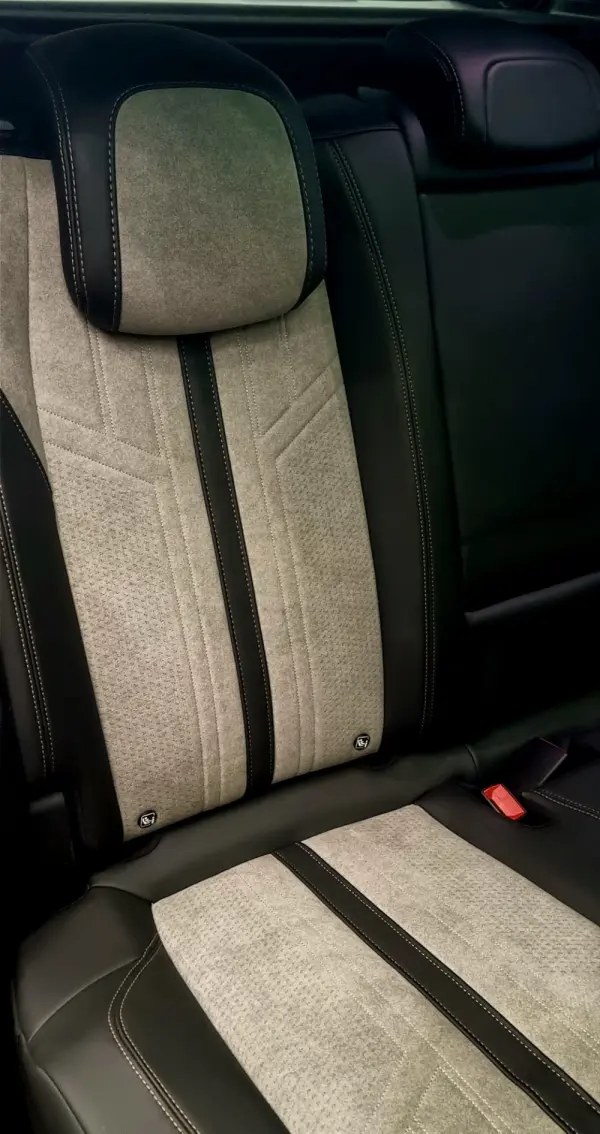 Peugeot 3008 GT Hybrid Plug-in 27
