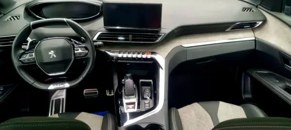 Peugeot 3008 GT Hybrid Plug-in 44