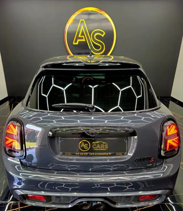 MINI 5 Portas Cooper S Aut. 24