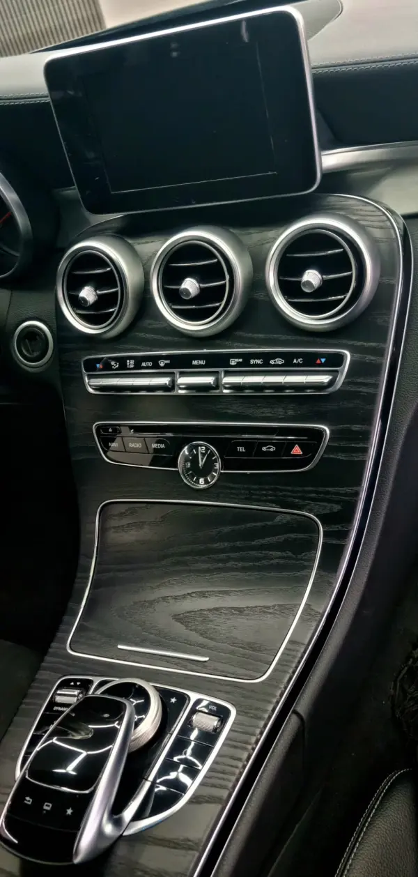 Mercedes-Benz C 220 Coupé AMG 4