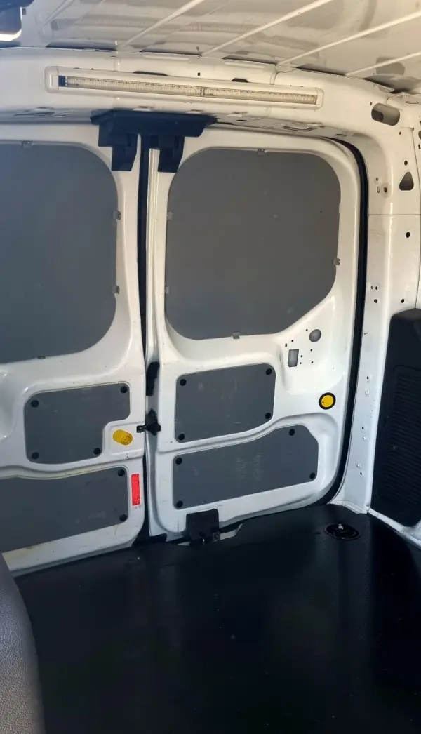 Ford Transit Connect L2 3 Lugares 27