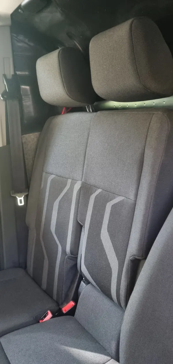 Ford Transit Connect L2 3 Lugares 40