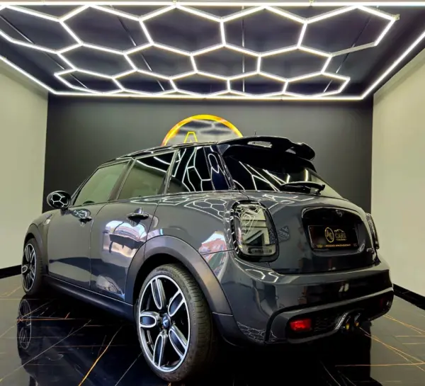 MINI 5 Portas Cooper S Aut. 7