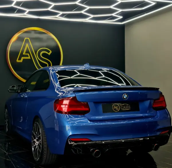BMW 220 d Pack M Performance 52
