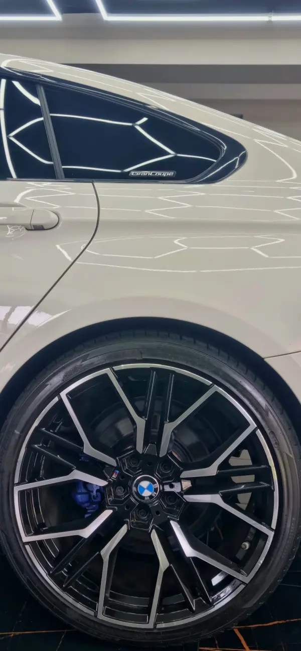 BMW 420 d Pack M Performance 43
