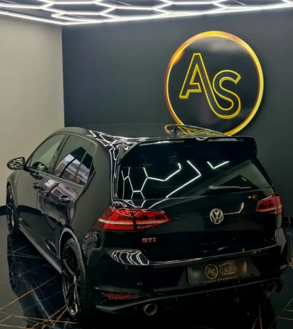 Volkswagen Golf VII GTI PERFORMANCE 63