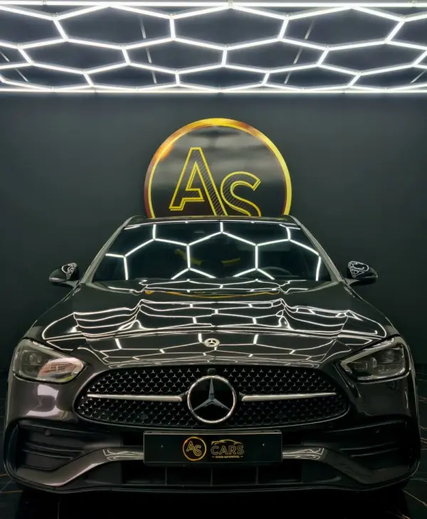 Mercedes-Benz C 300 e AMG Pack Night 48