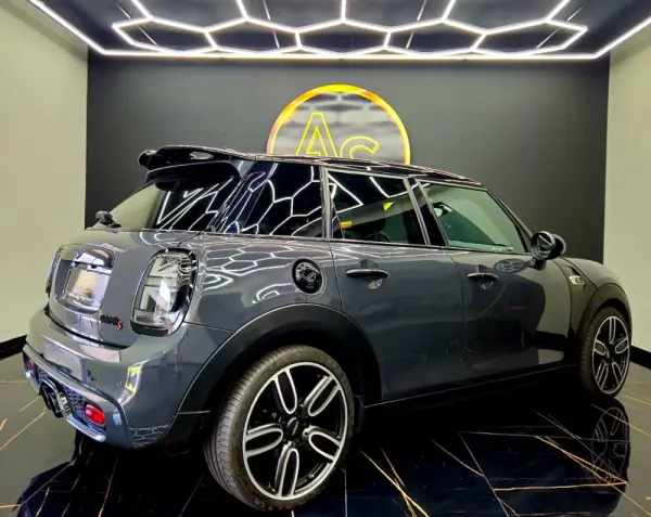 MINI 5 Portas Cooper S Aut. 40