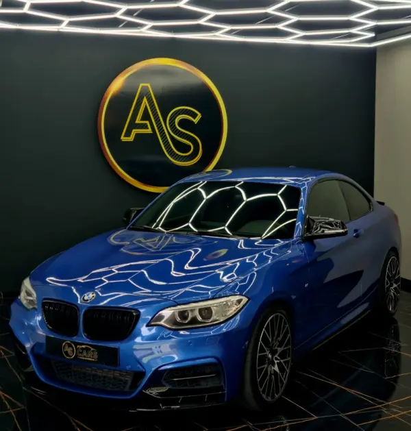BMW 220 d Pack M Performance 9