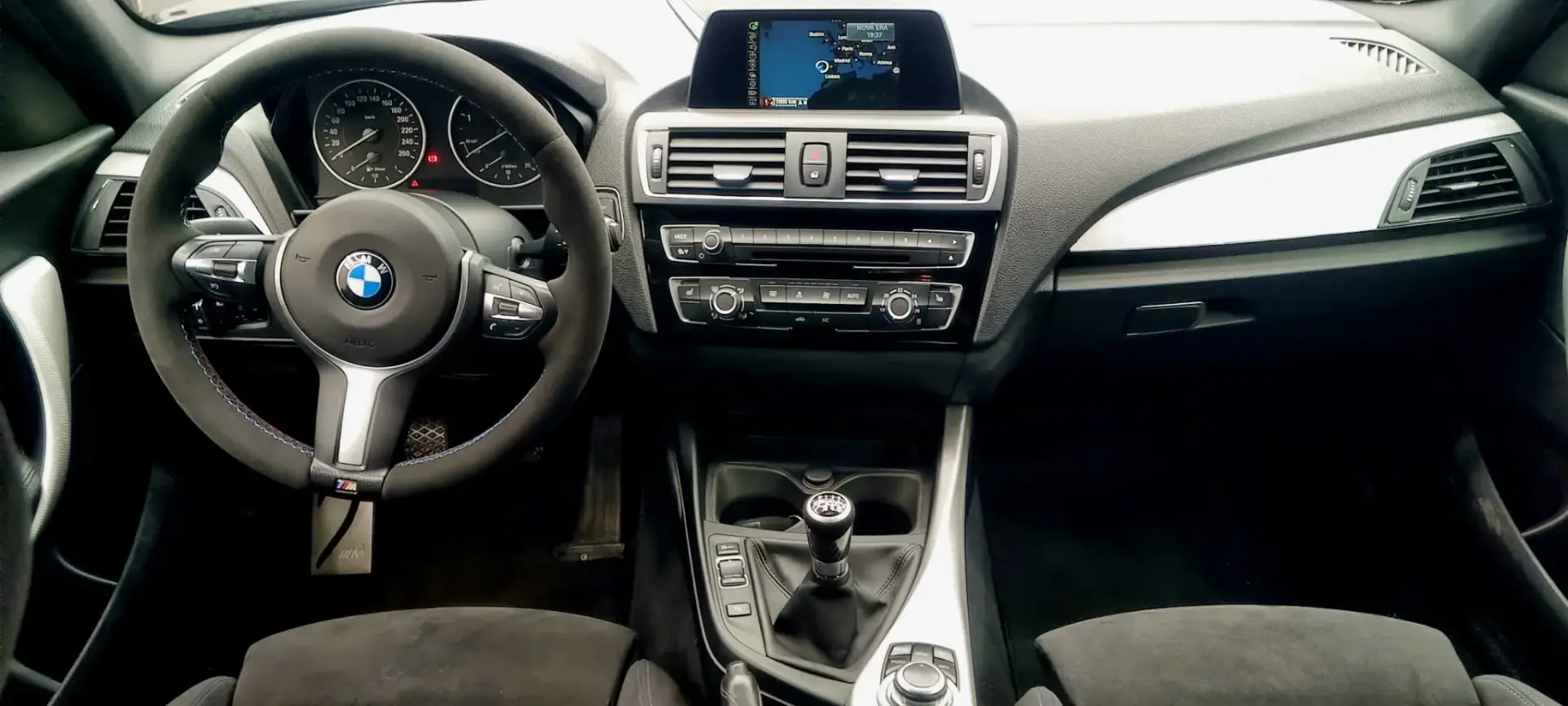 BMW 120 d Pack M Performance 15