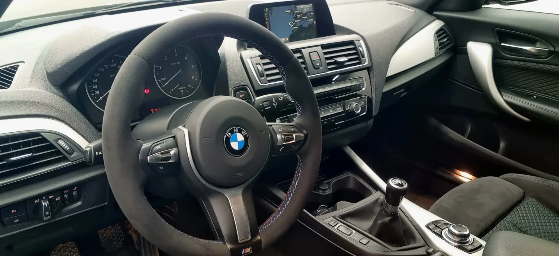 BMW 120 d Pack M Performance 28