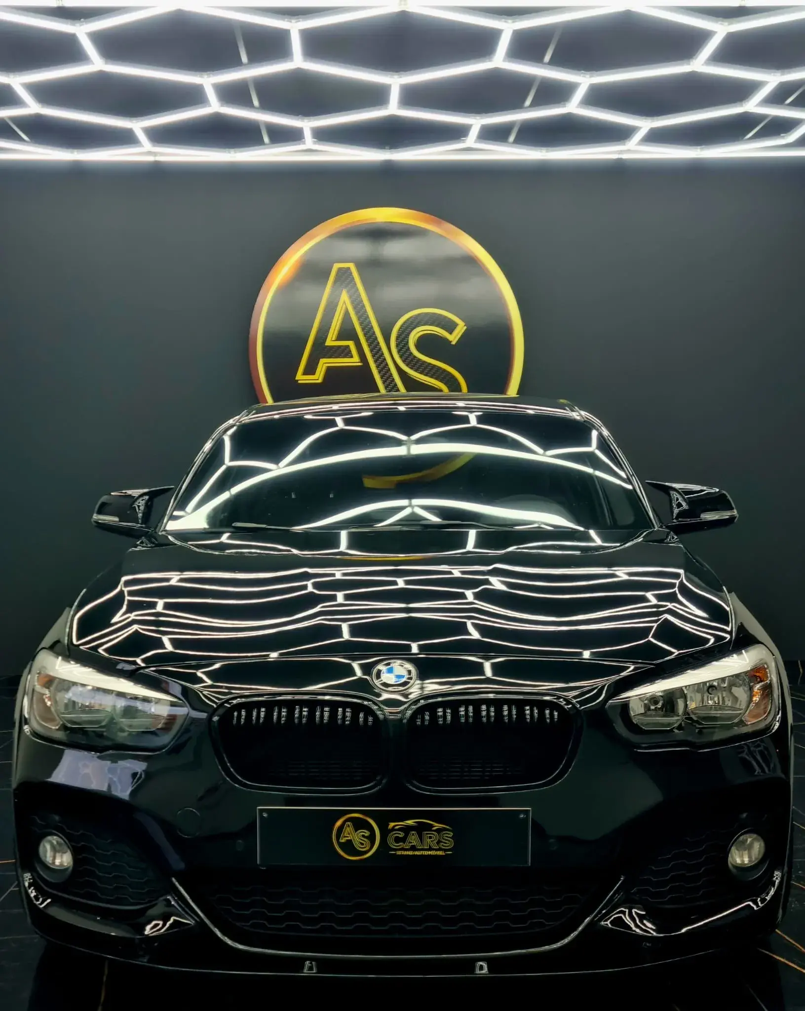 BMW 120 d Pack M Performance 37