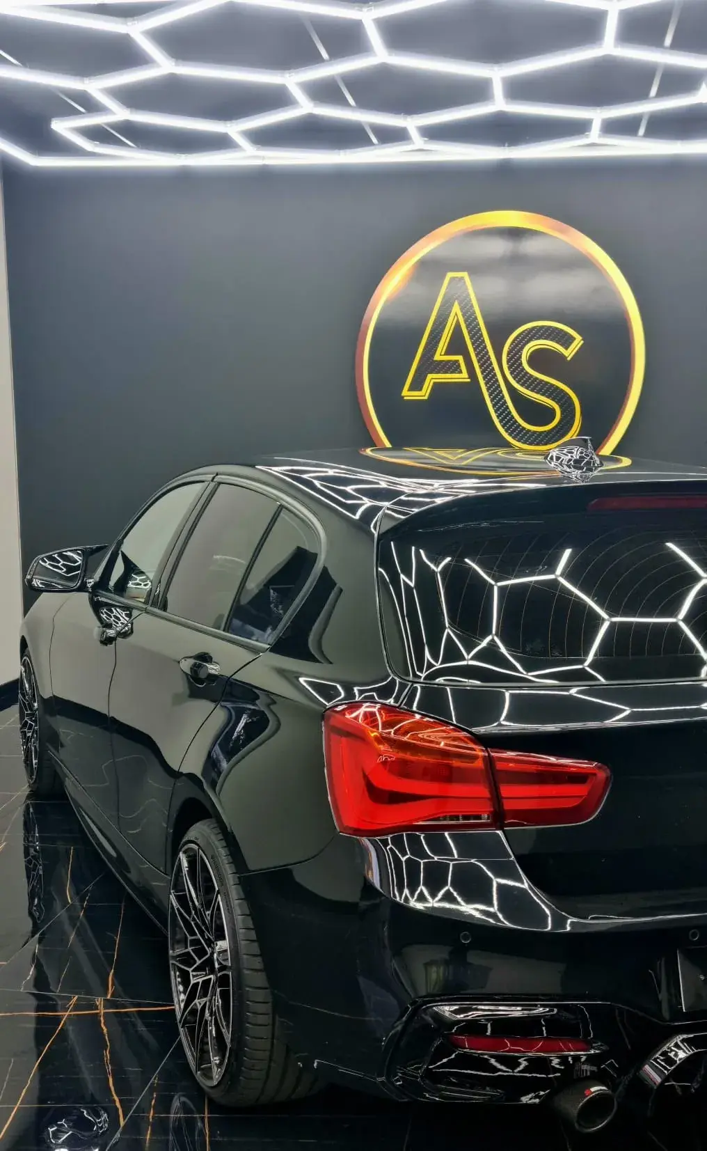 BMW 120 d Pack M Performance 57