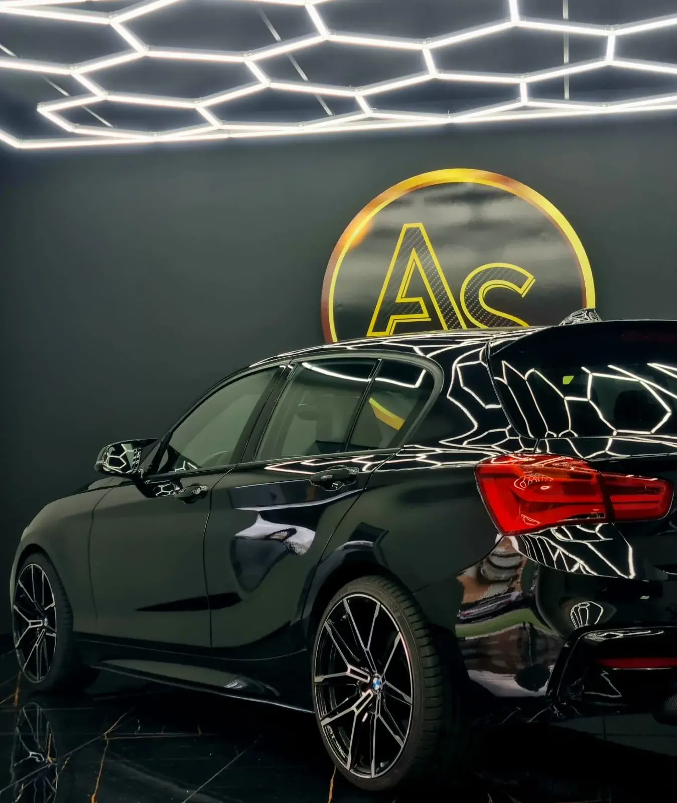 BMW 120 d Pack M Performance 44