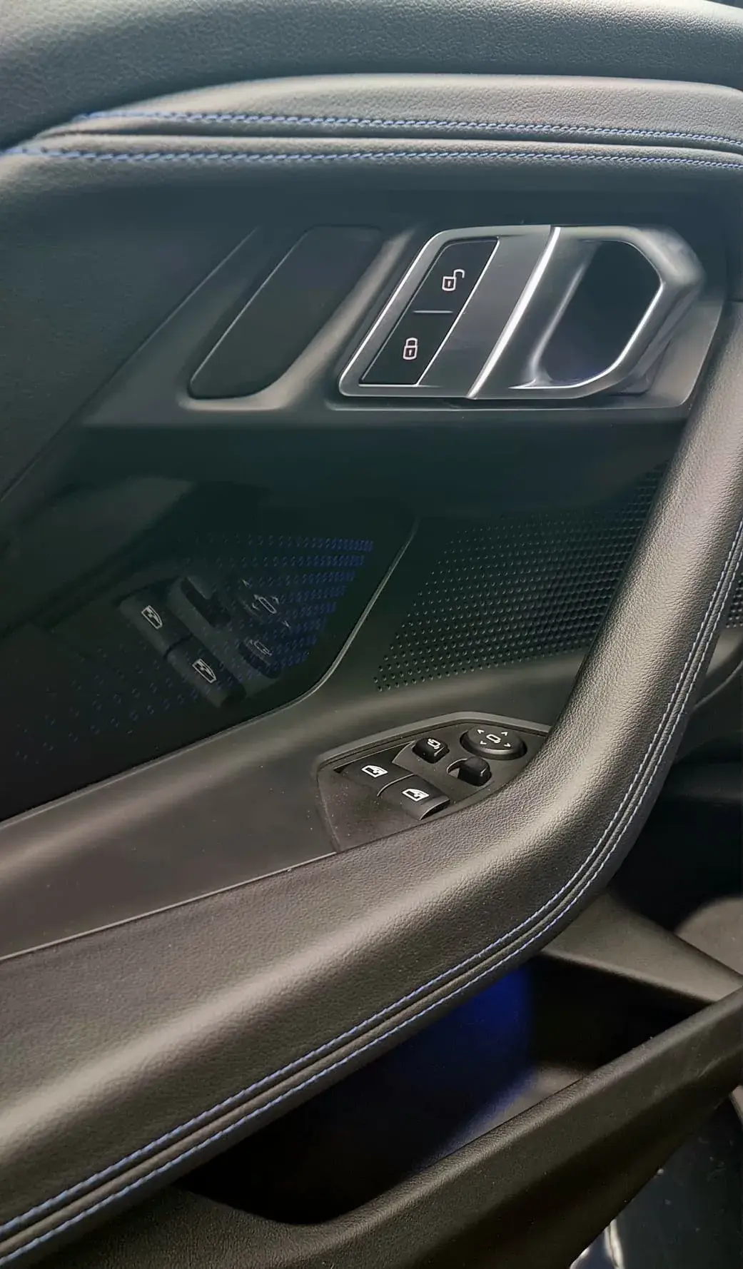 BMW 220 i Pack Desportivo M Pro 32