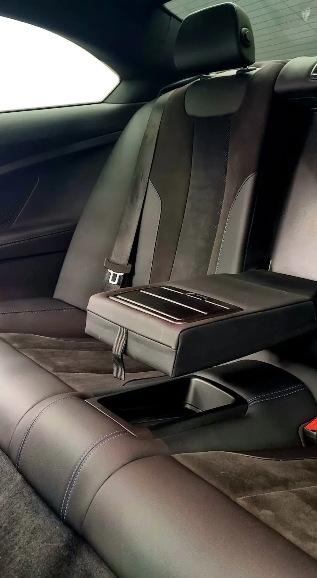 BMW 220 i Pack Desportivo M Pro 34