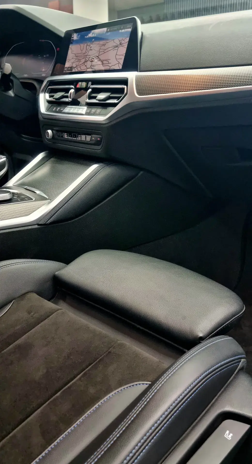 BMW 220 i Pack Desportivo M Pro 39