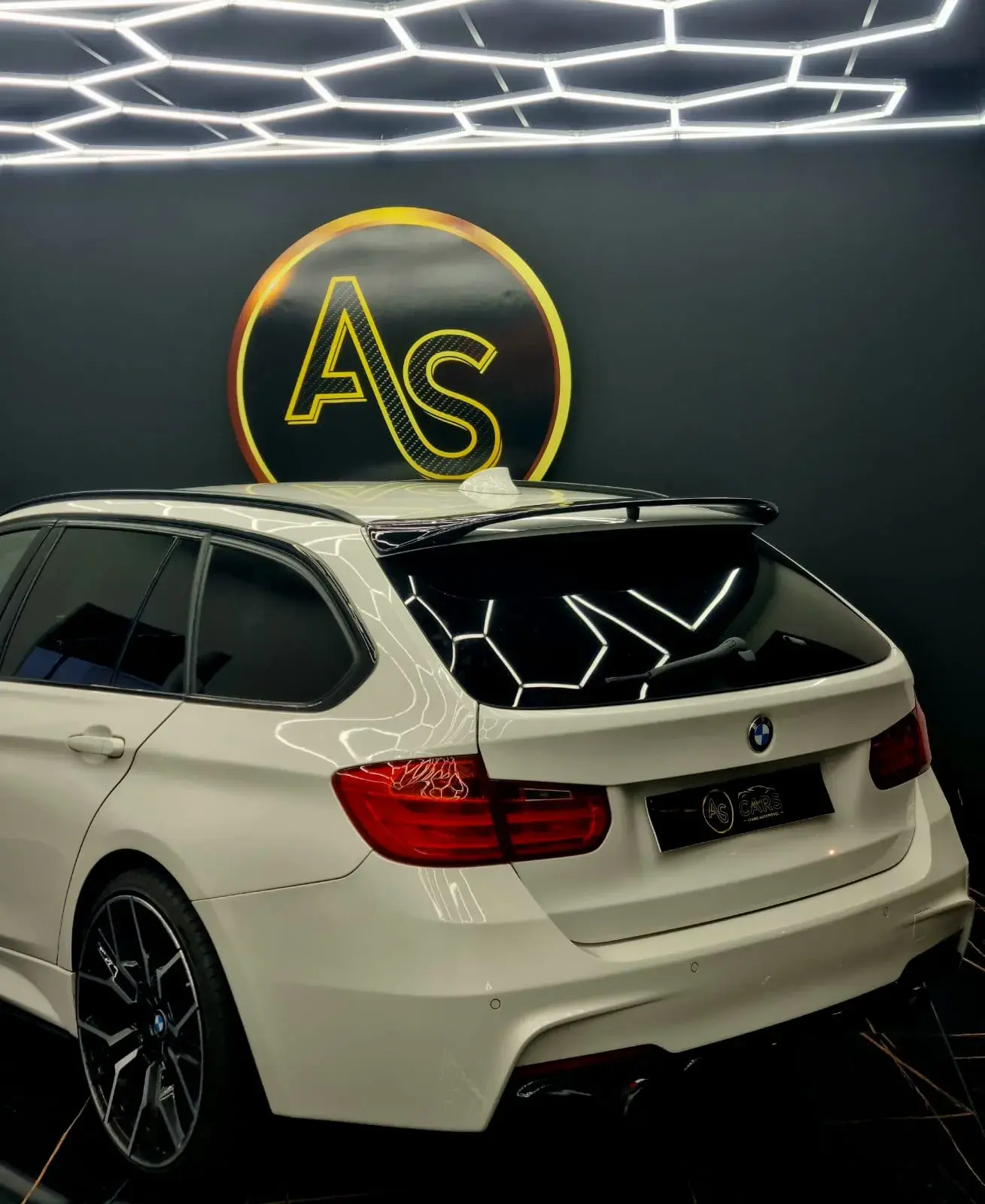 BMW 320 d Pack M Performance 20