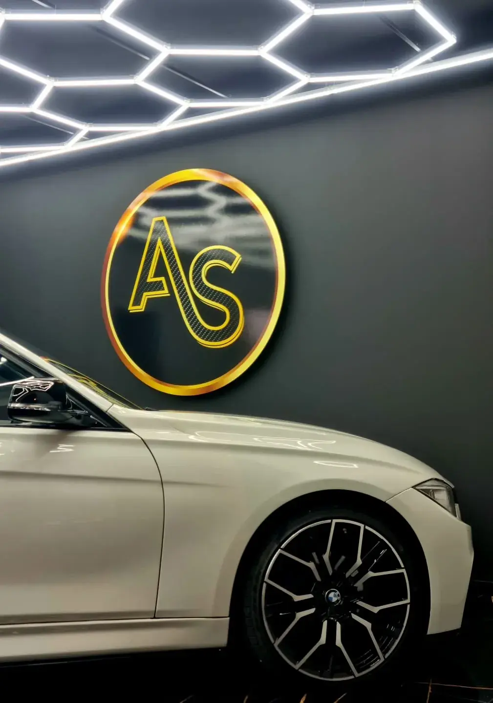 BMW 320 d Pack M Performance 32