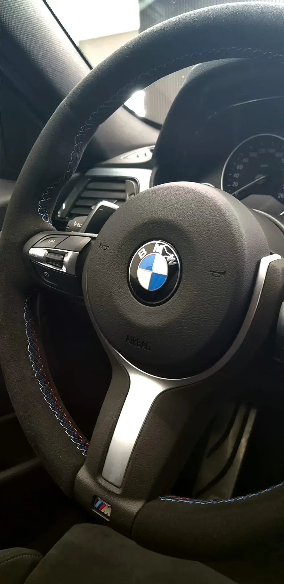 BMW 320 d Pack M Performance 16