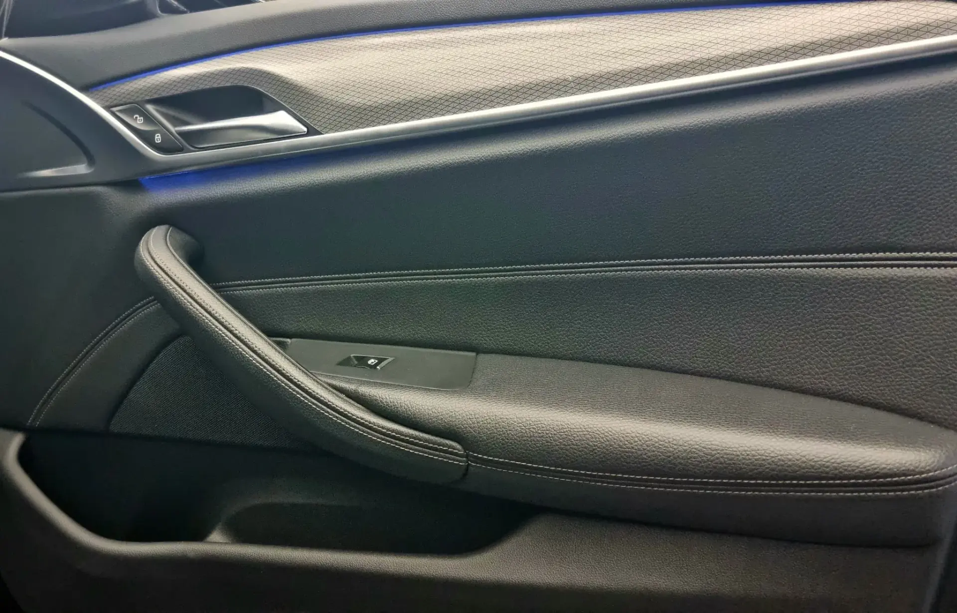 BMW 520 d Pack Desportivo M Performance 15