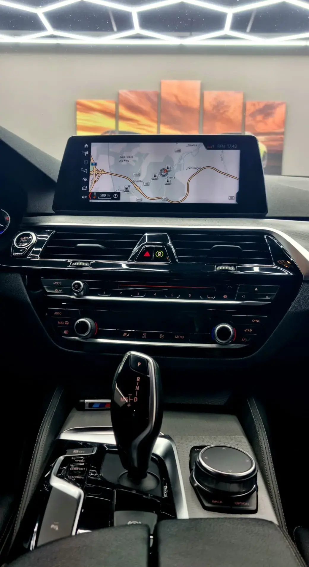 BMW 520 d Pack Desportivo M Performance 22