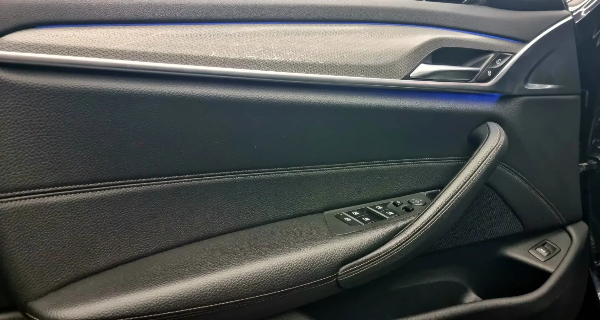 BMW 520 d Pack Desportivo M Performance 31