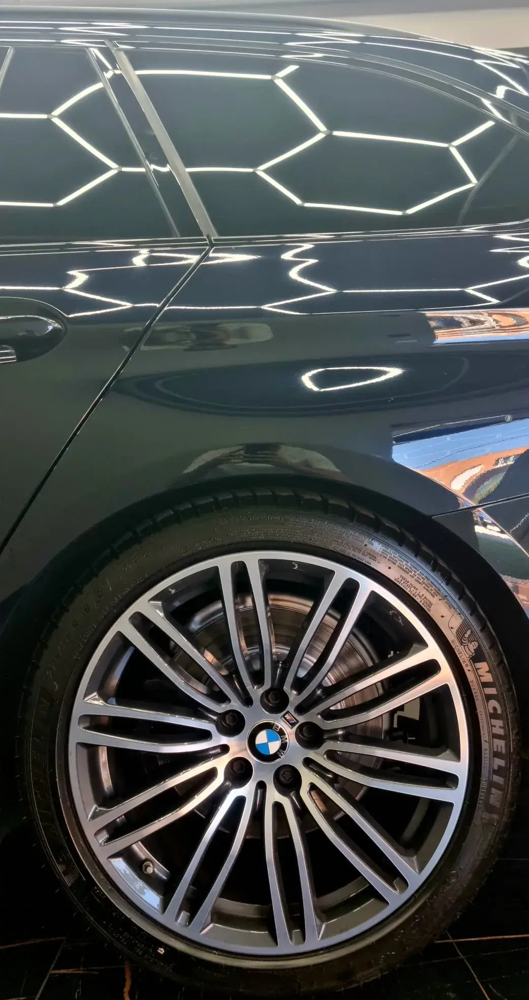 BMW 520 d Pack Desportivo M 9