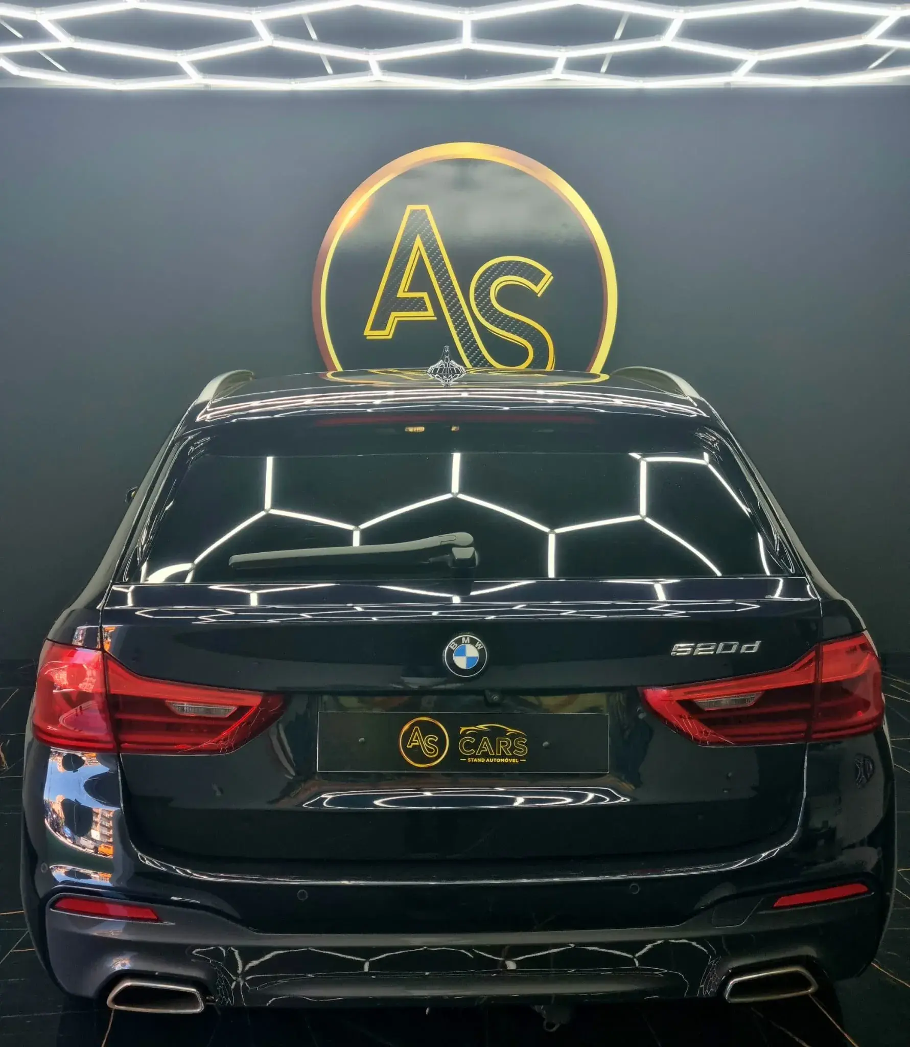 BMW 520 d Pack Desportivo M 11