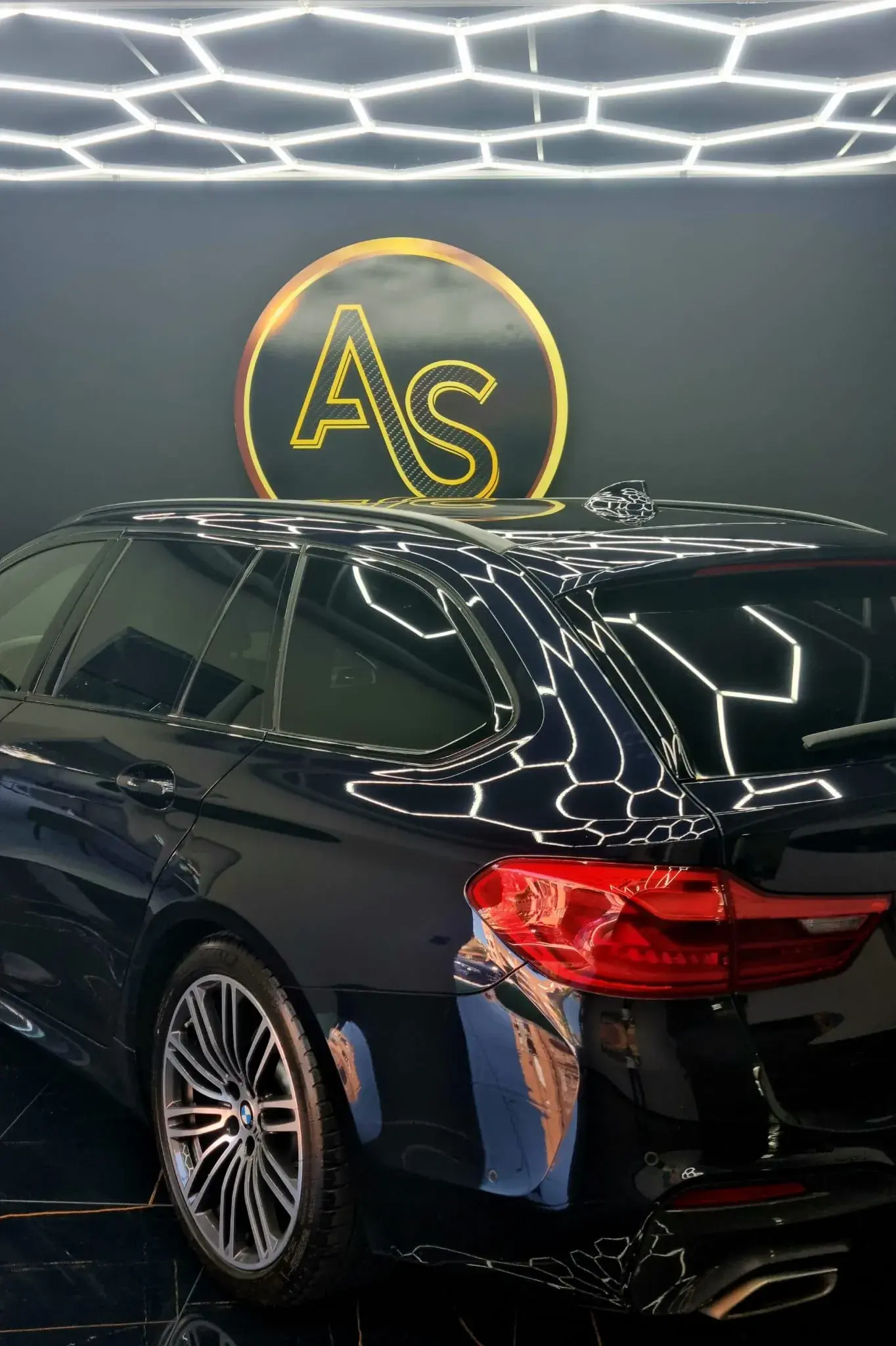 BMW 520 d Pack Desportivo M 12