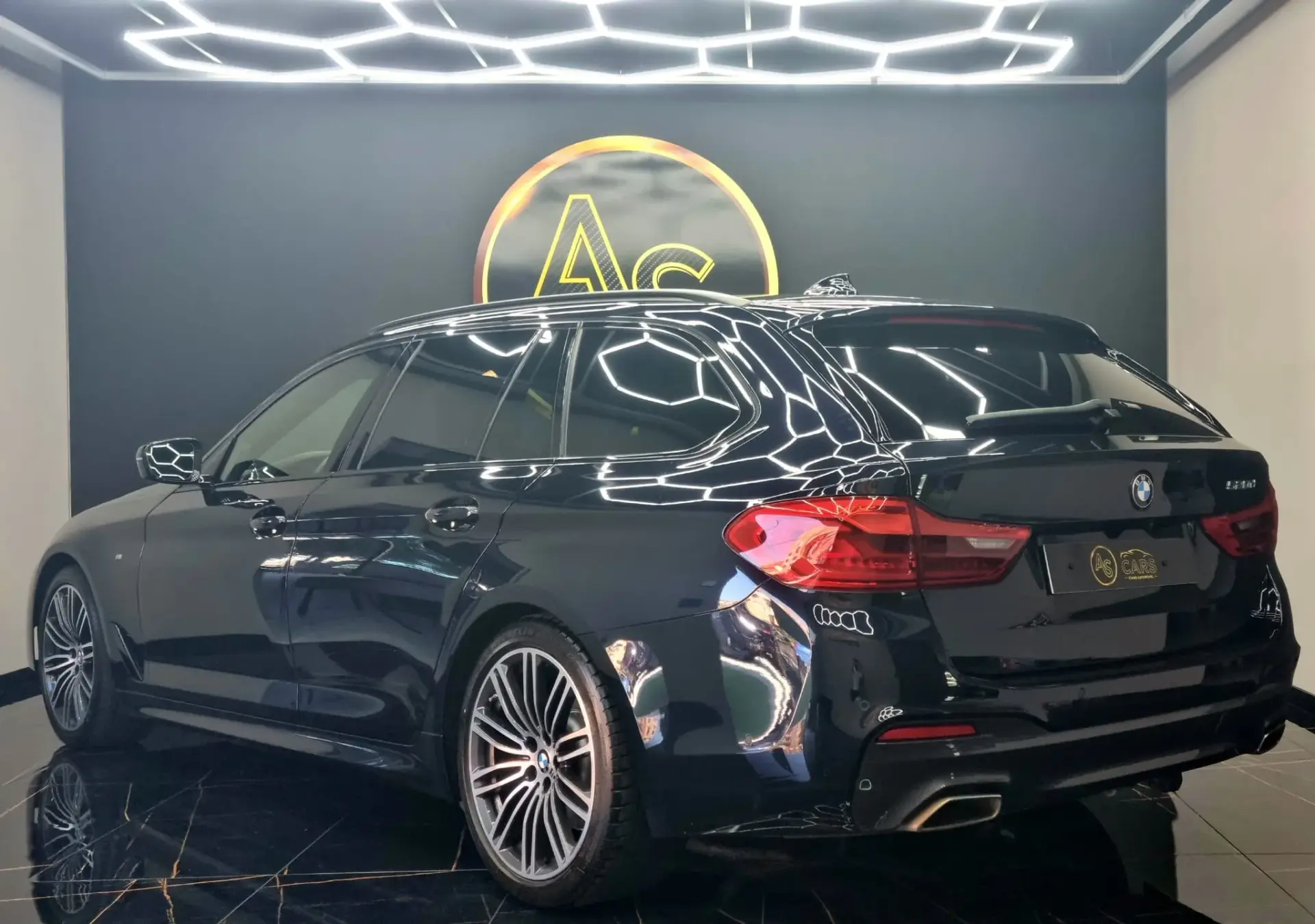 BMW 520 d Pack Desportivo M 15