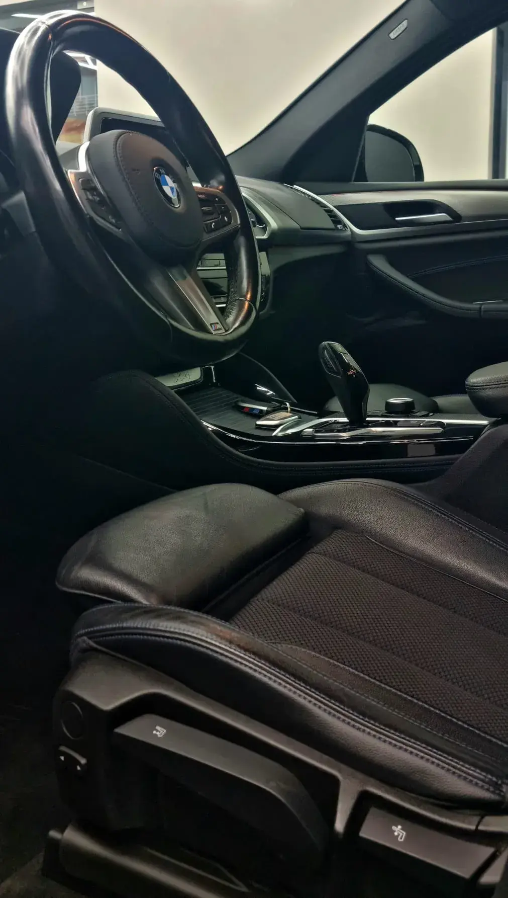 BMW X4 20 d xDrive Pack M Auto 9