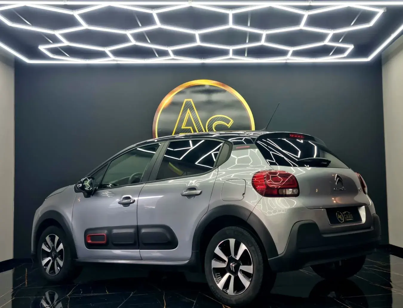 Citroën C3 1.2 PureTech C-Series 43