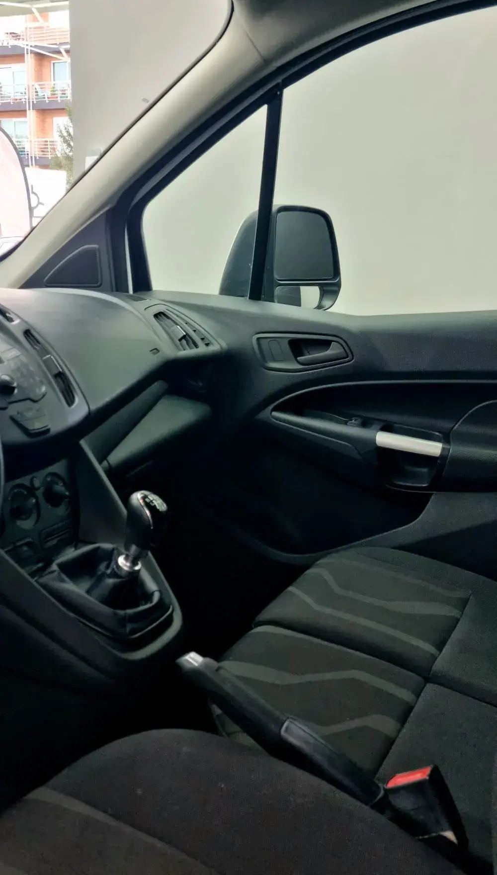 Ford Transit Connect 1.6 TDCi 210 L2 Ambiente 4