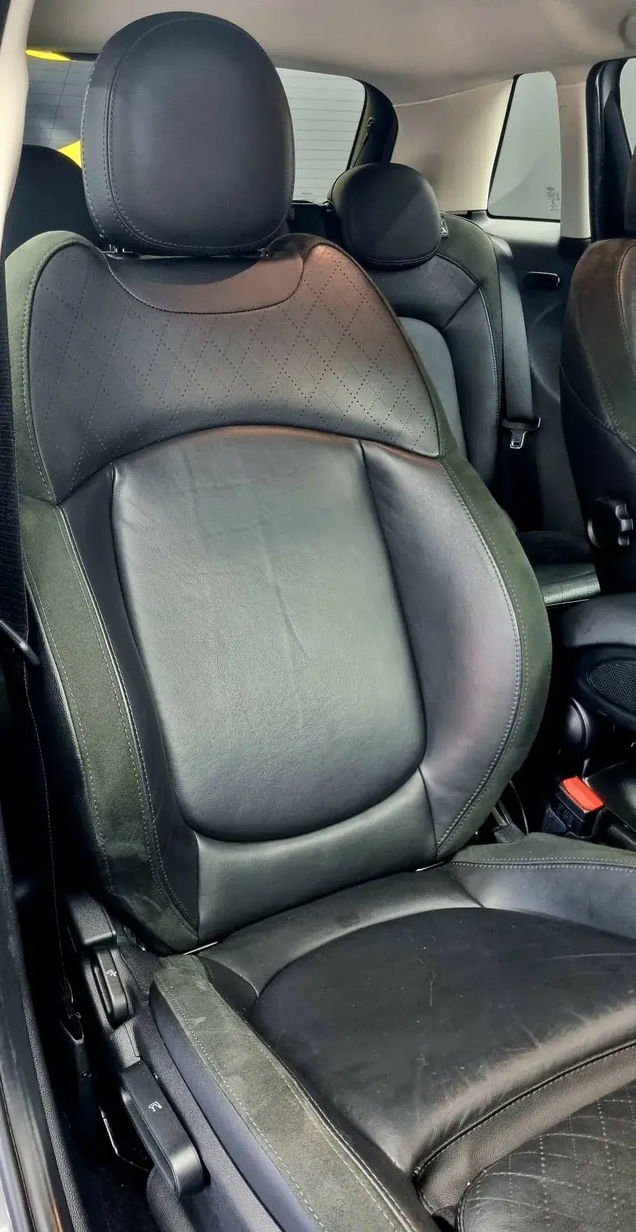 MINI 5 Portas Cooper S Auto 19