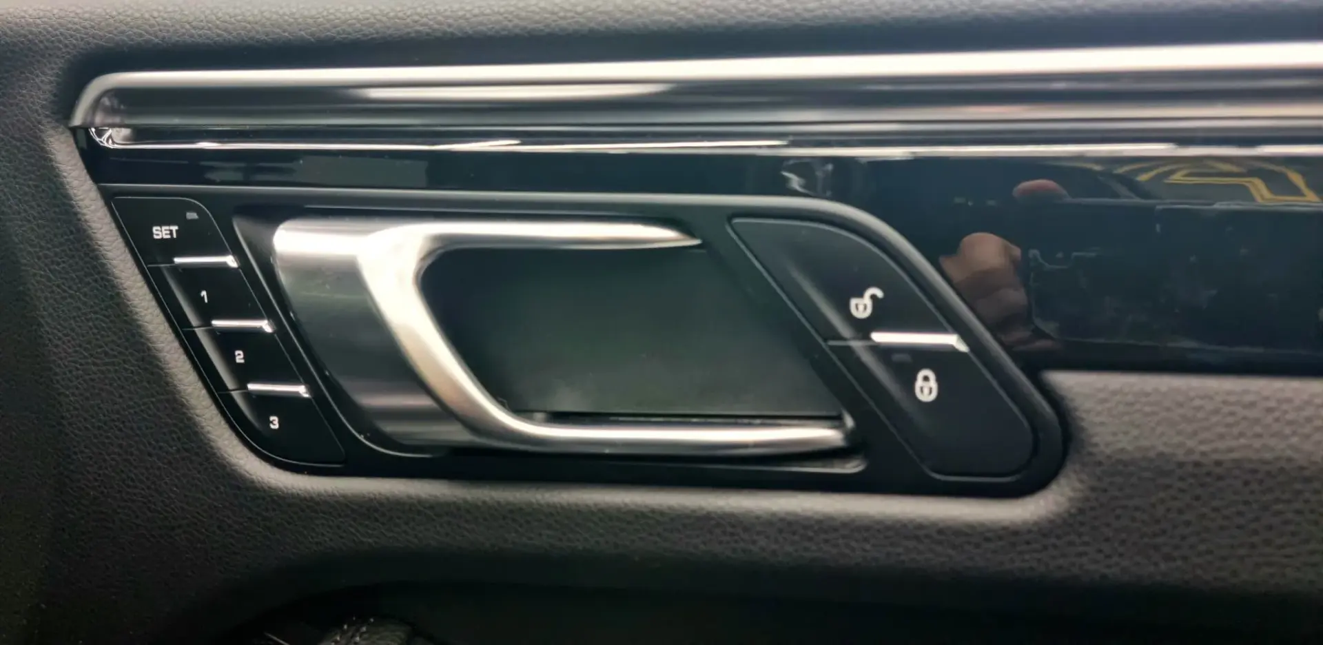 Porsche Macan PDK 14