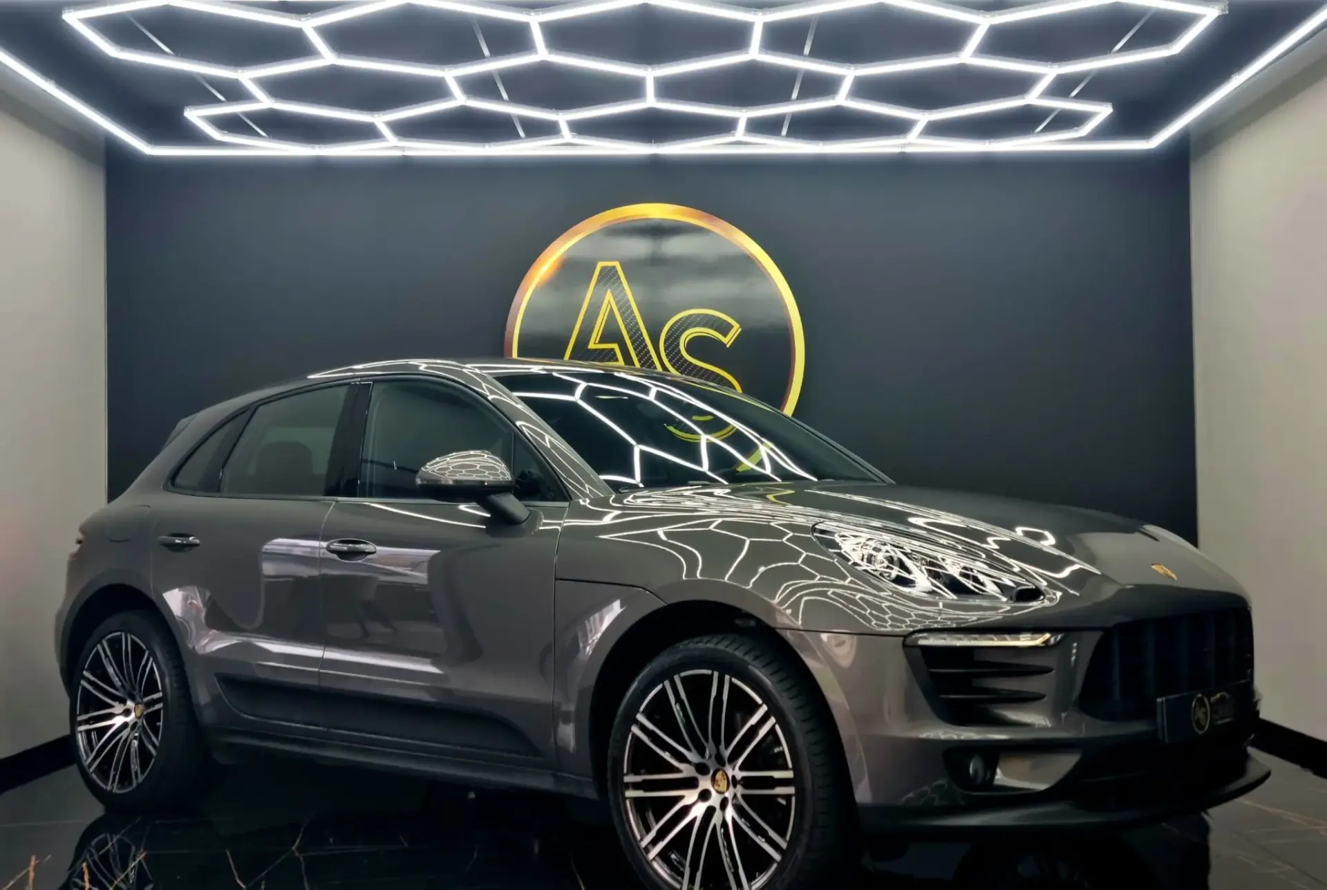 Porsche Macan PDK 42