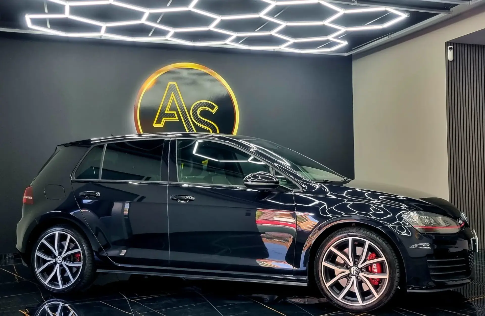 Volkswagen Golf 2.0 TSi GTi DSG Performance 5