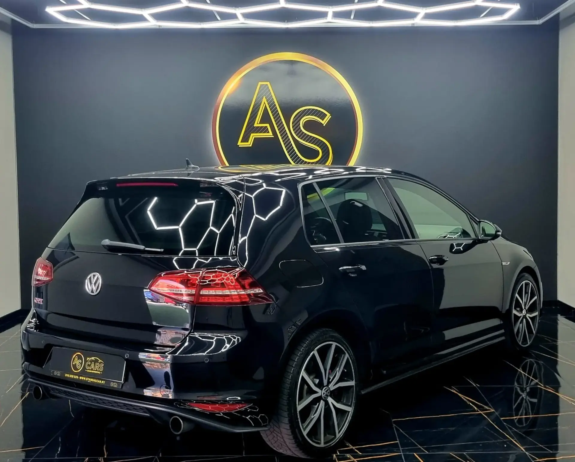 Volkswagen Golf 2.0 TSi GTi DSG Performance 14