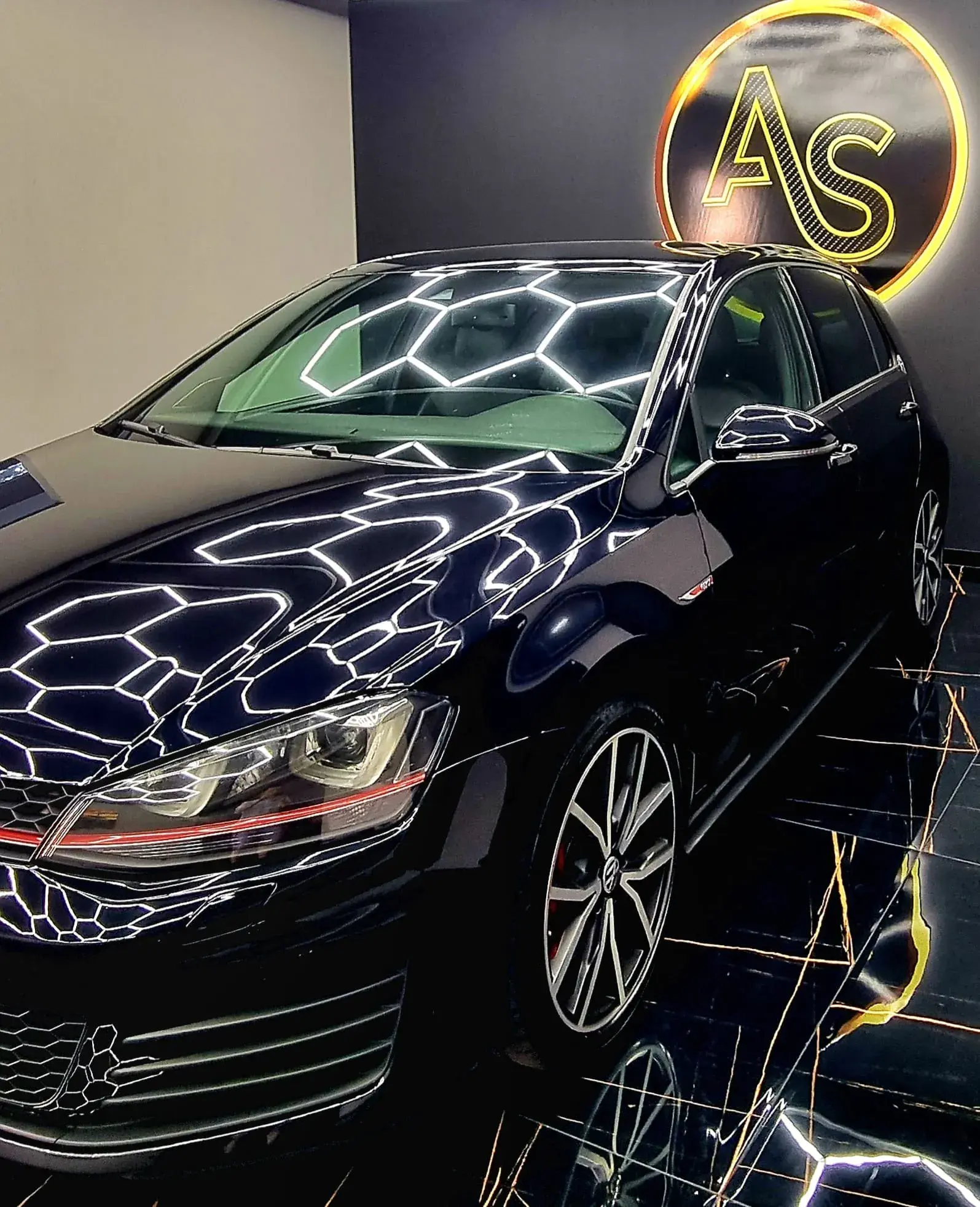 Volkswagen Golf 2.0 TSi GTi DSG Performance 18