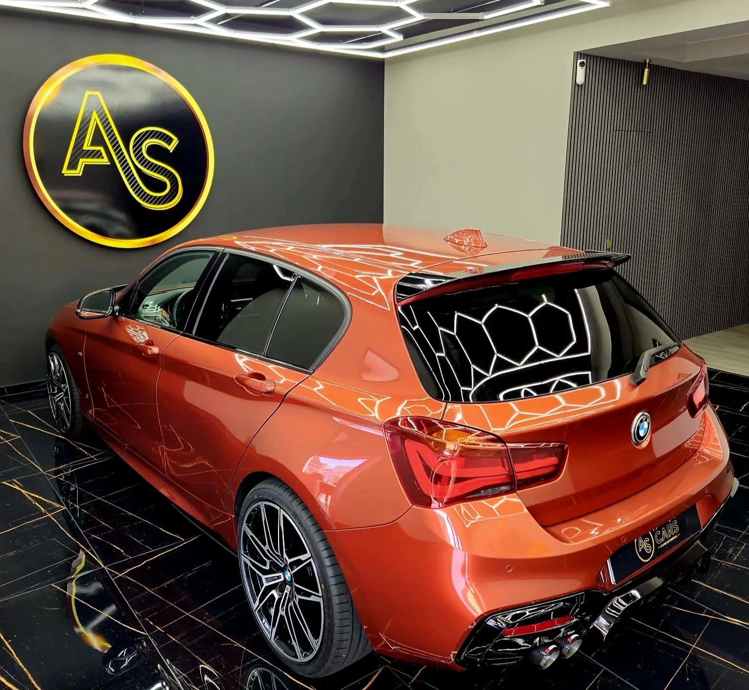 BMW 120 d Pack M Performance 23