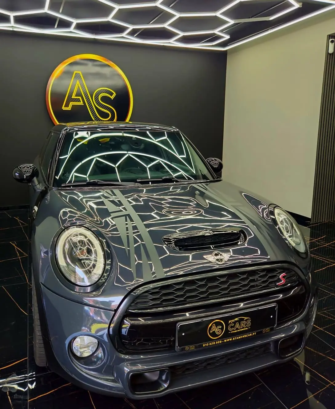 MINI 5 Portas Cooper S Aut. 64