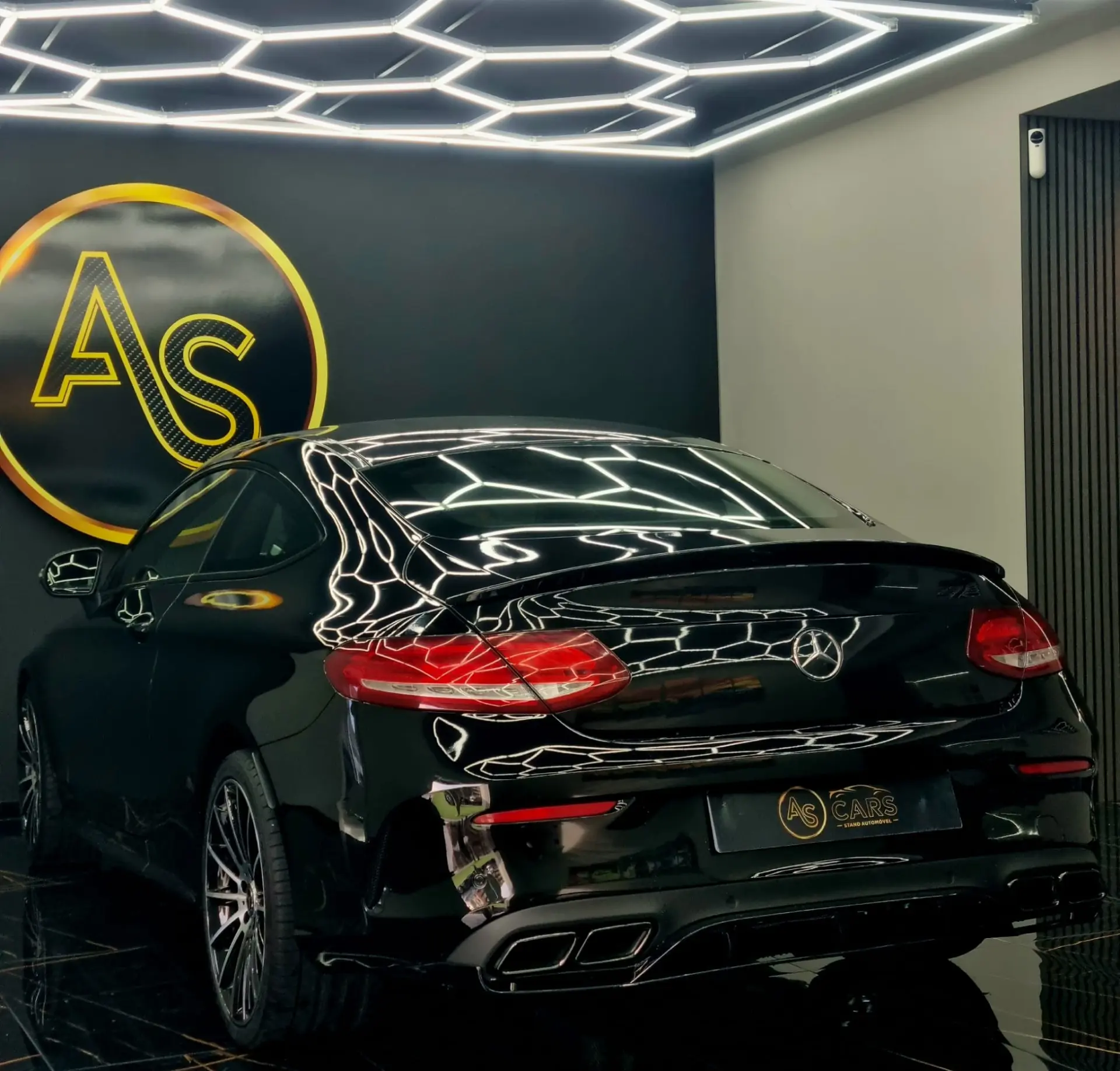 Mercedes-Benz C 220 Coupé AMG 47