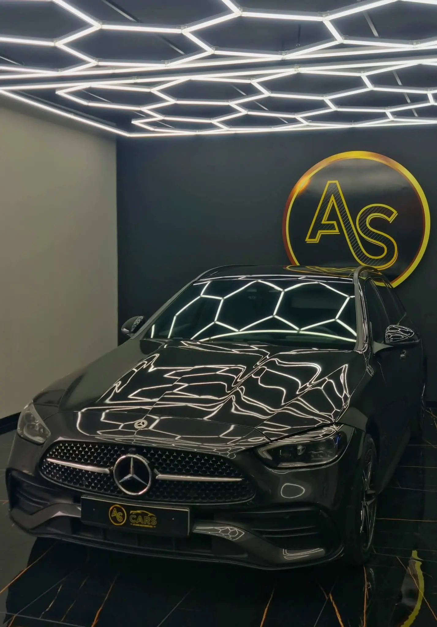 Mercedes-Benz C 300 e AMG Pack Night 49