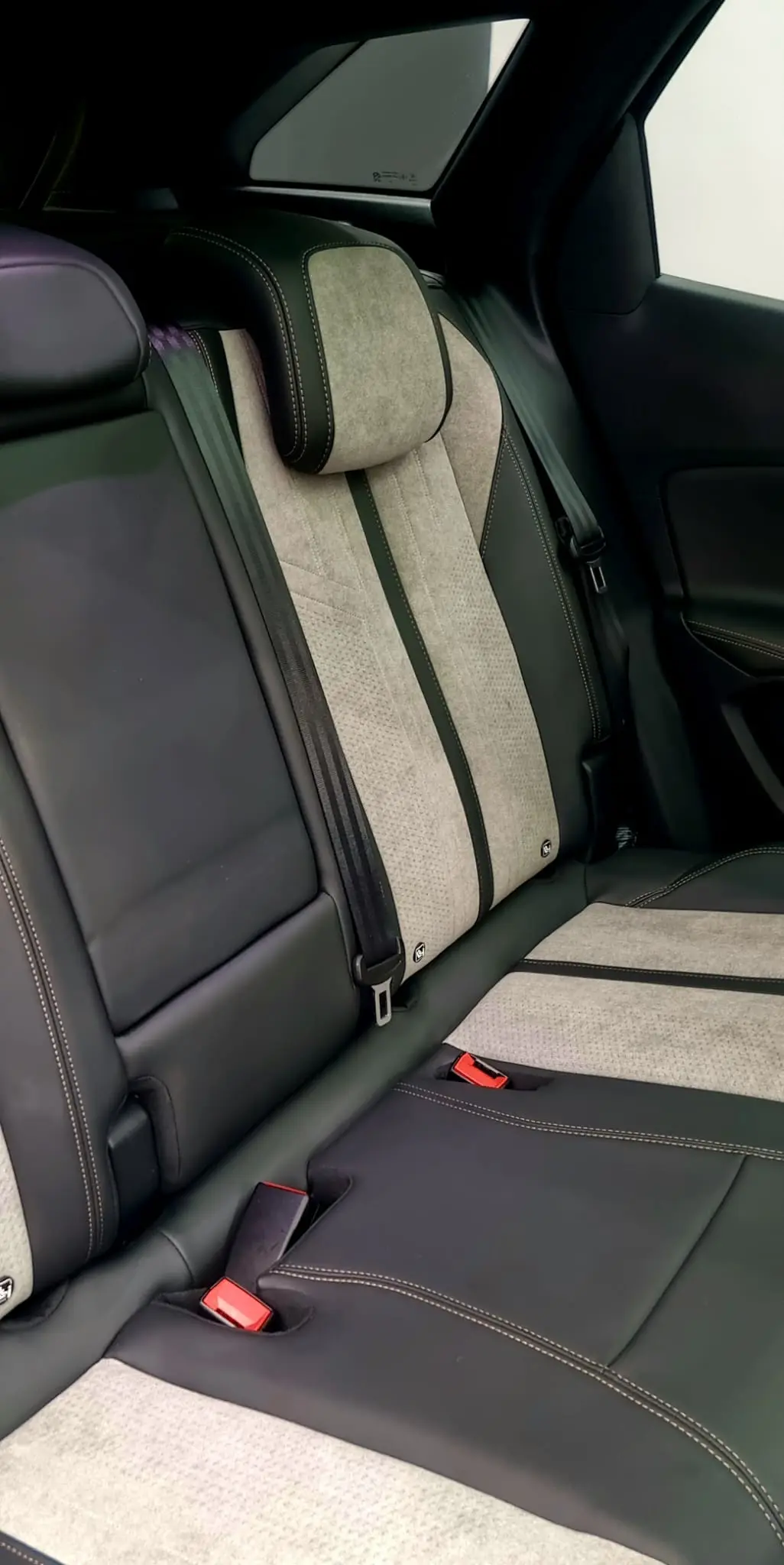 Peugeot 3008 GT Hybrid Plug-in 5
