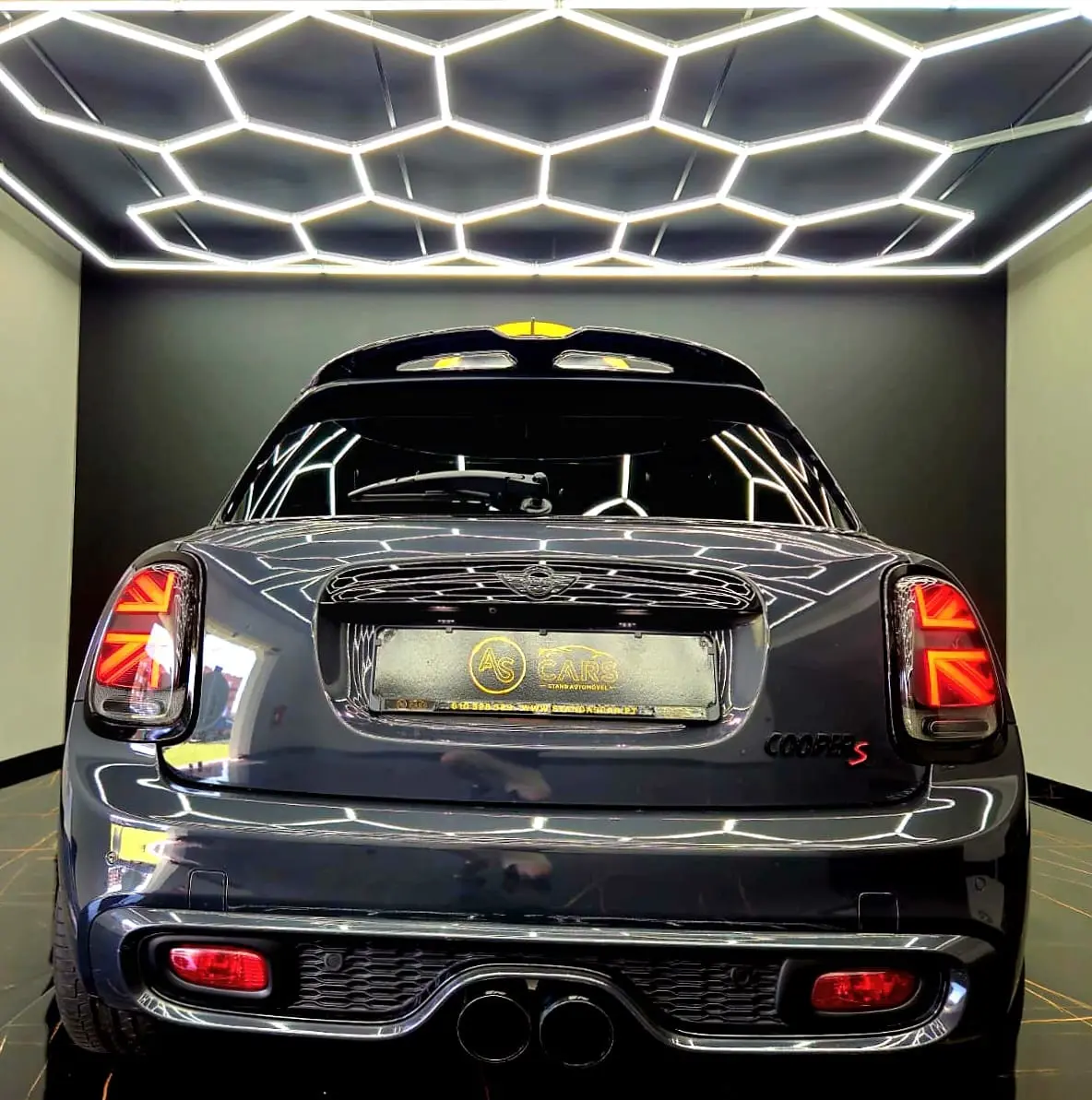 MINI 5 Portas Cooper S Aut. 29