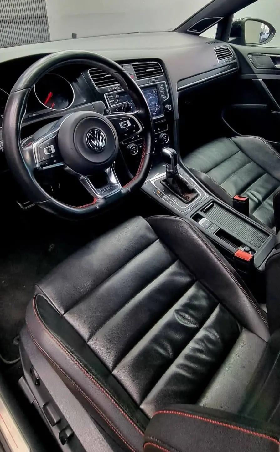 Volkswagen Golf VII GTI PERFORMANCE 26