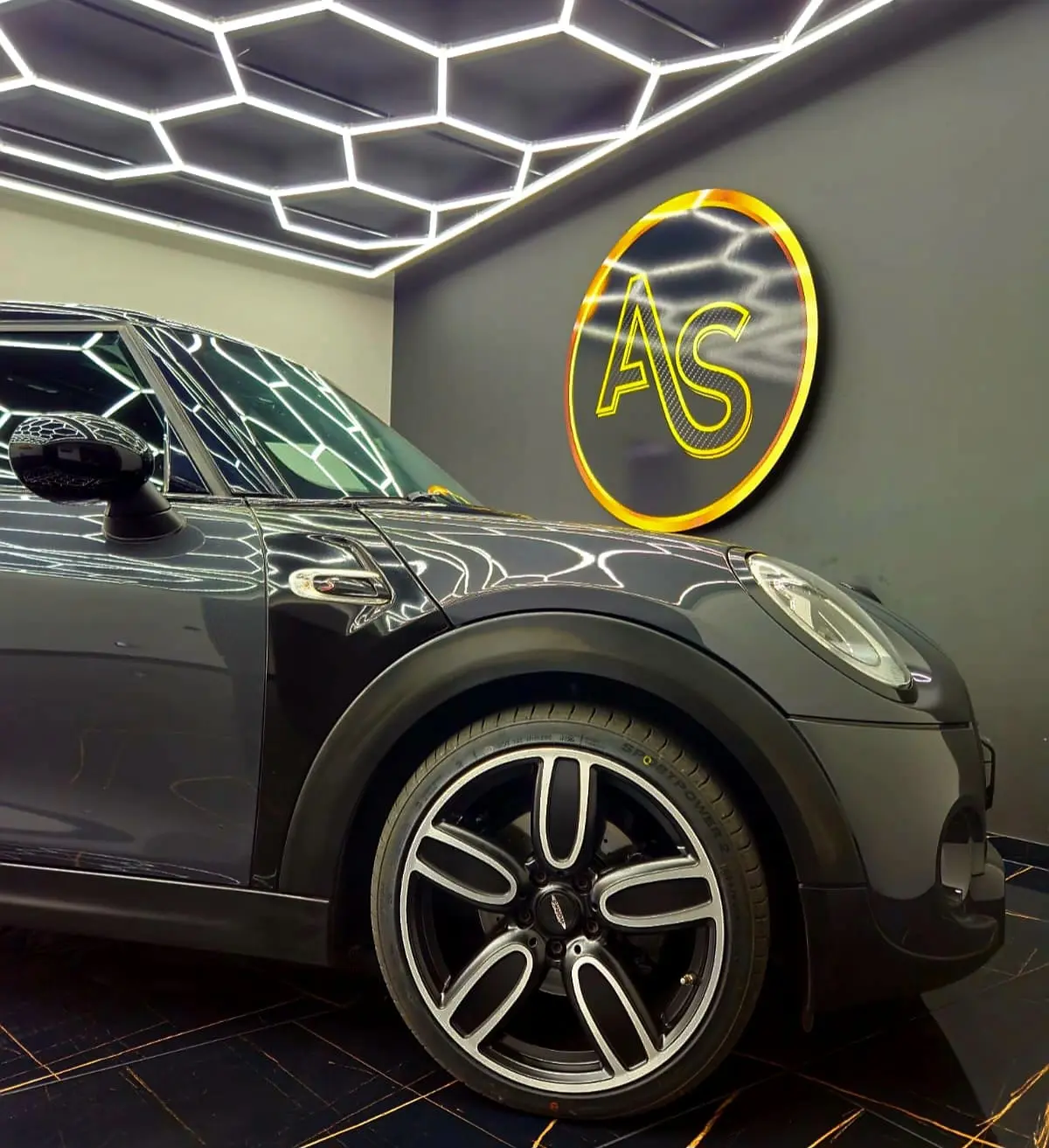 MINI 5 Portas Cooper S Aut. 26