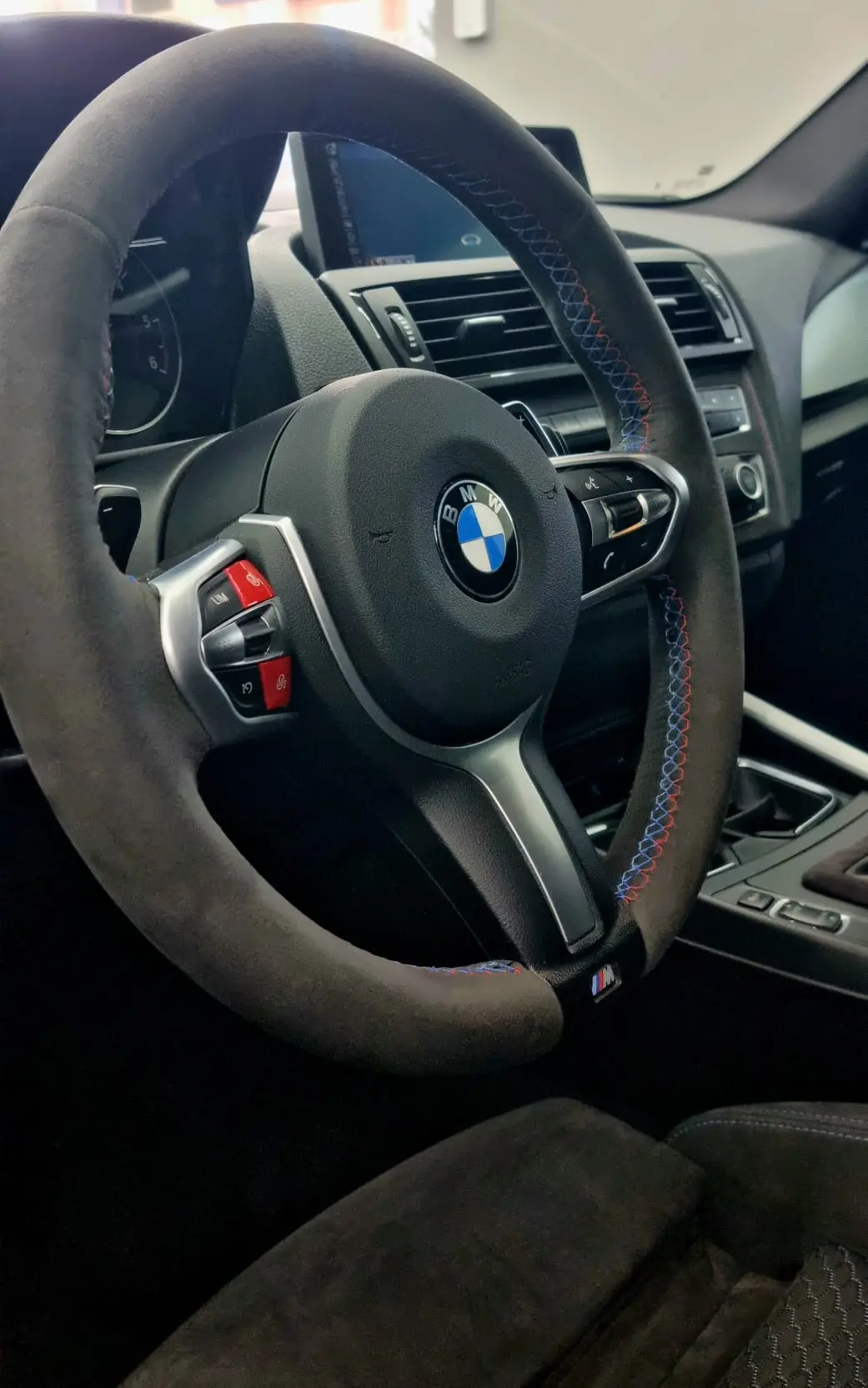 BMW 220 d Pack M Performance 26