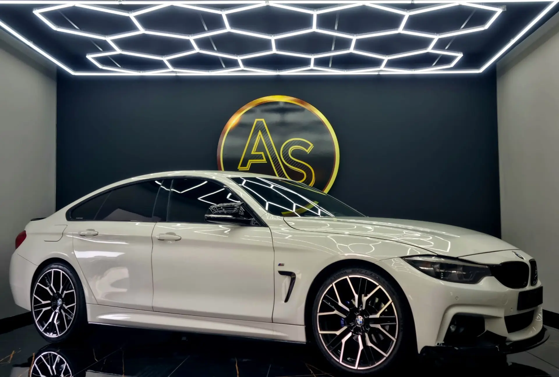 BMW 420 d Pack M Performance 1